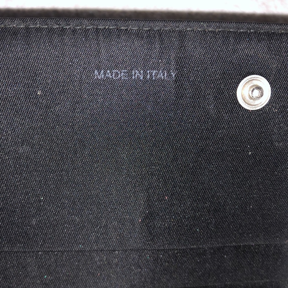 Prada Wallet - Picture 5 of 7